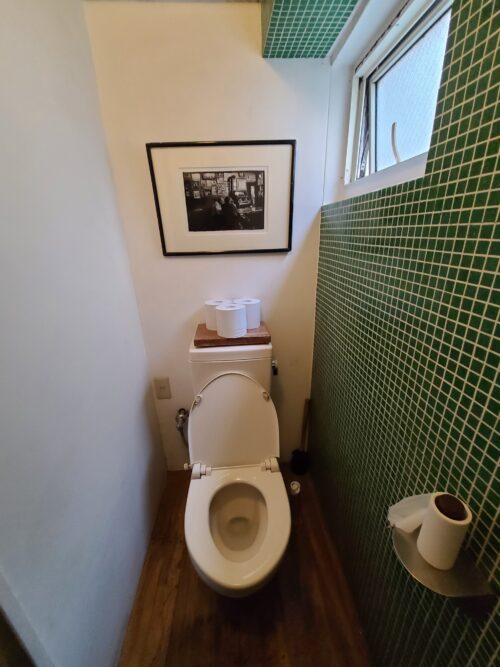 タスヤードトイレ画像1